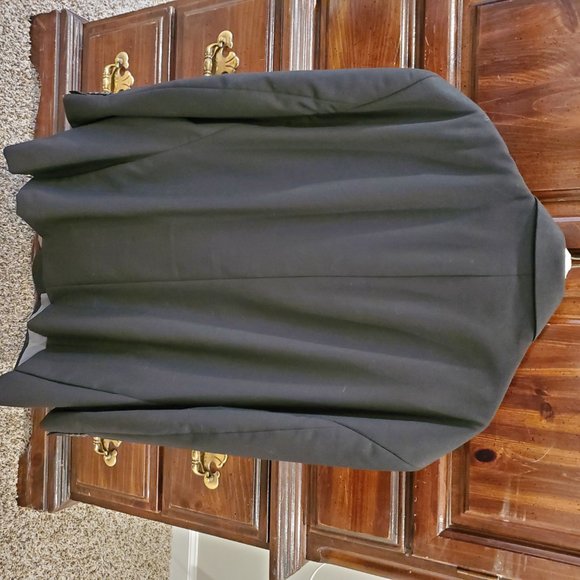 Men's suit coat and pants (size 50 regular, short) - Picture 2 of 4